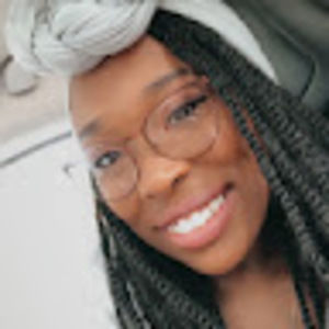 Meet your Posher, Sasha